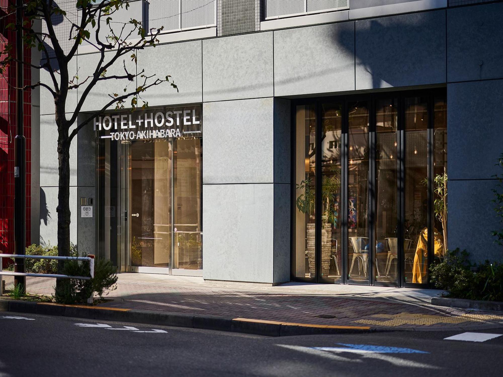 Hotel Plus Hostel Tokyo Akihabara Exteriör bild